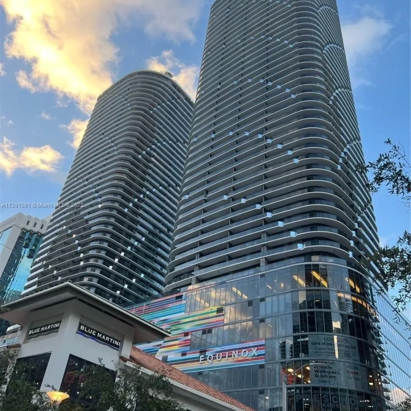 BRICKELL HEIGHTS